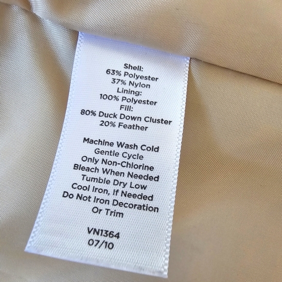 Women’s Talbots Duck Down Feather Vest Gold In Color Zip Up ,Pockets, Medium - Picture 8 of 13